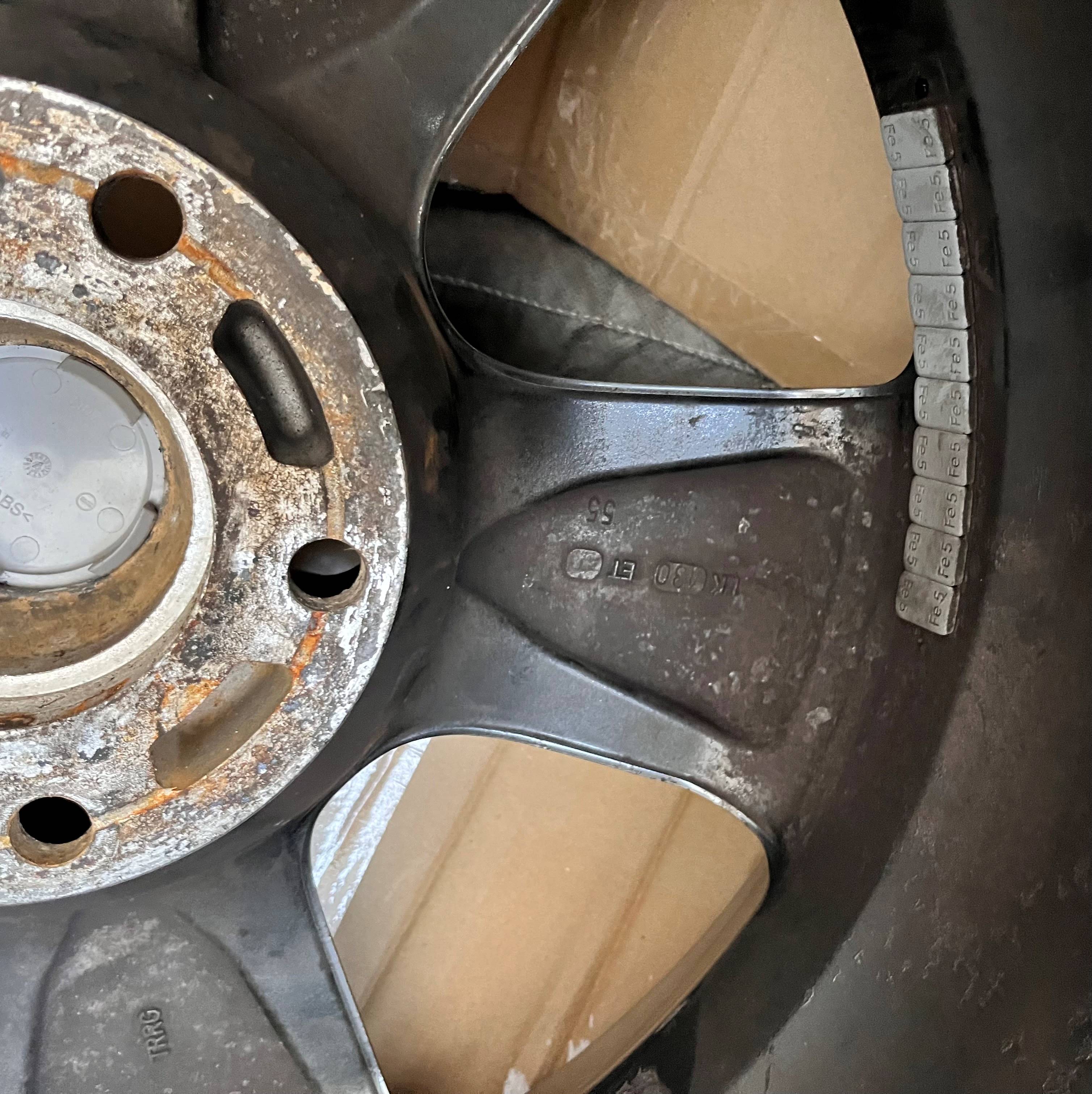 Nyári gumi acél felnivel 4