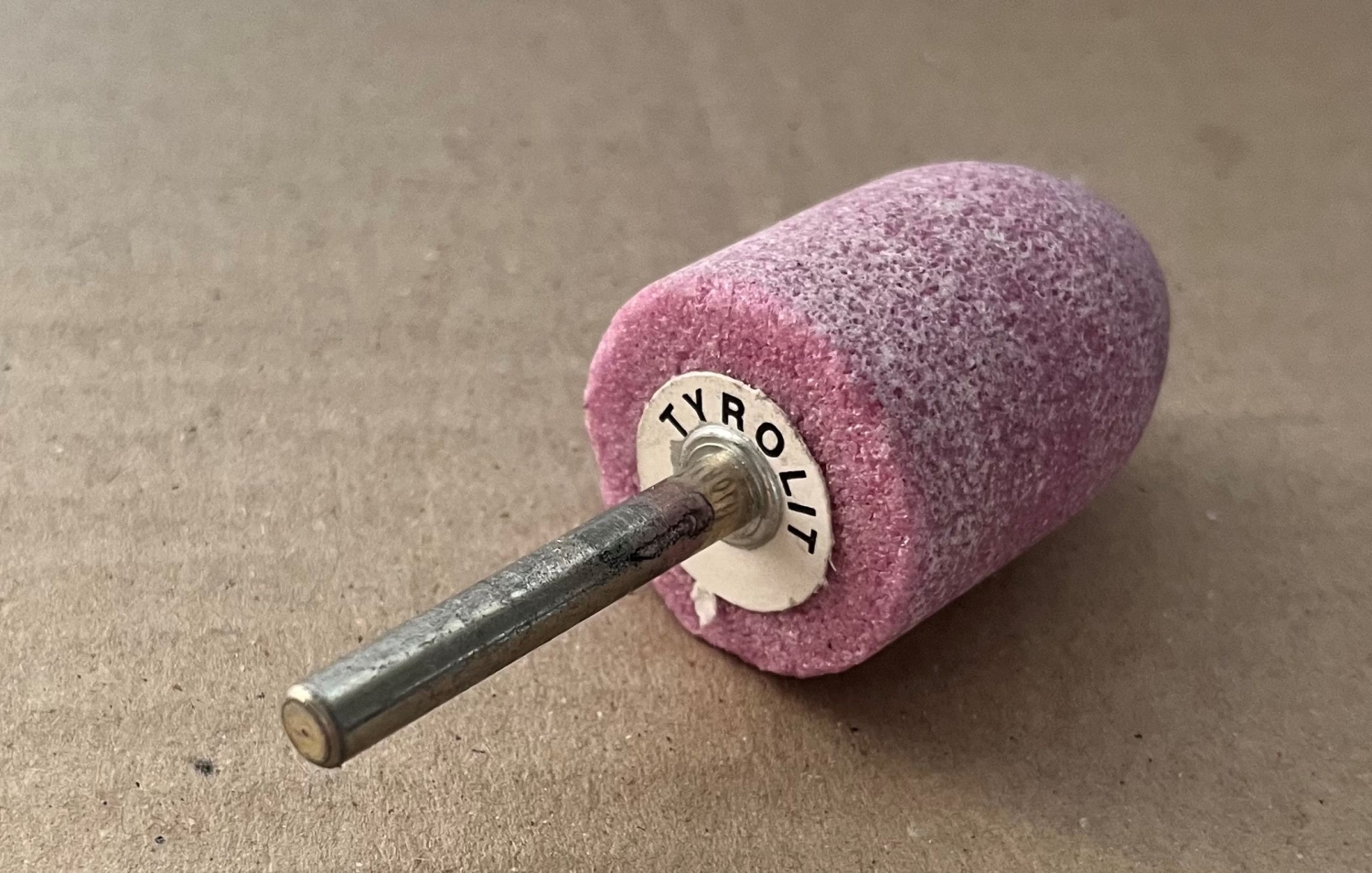 Tyrolit csapos korong 8-as szárral